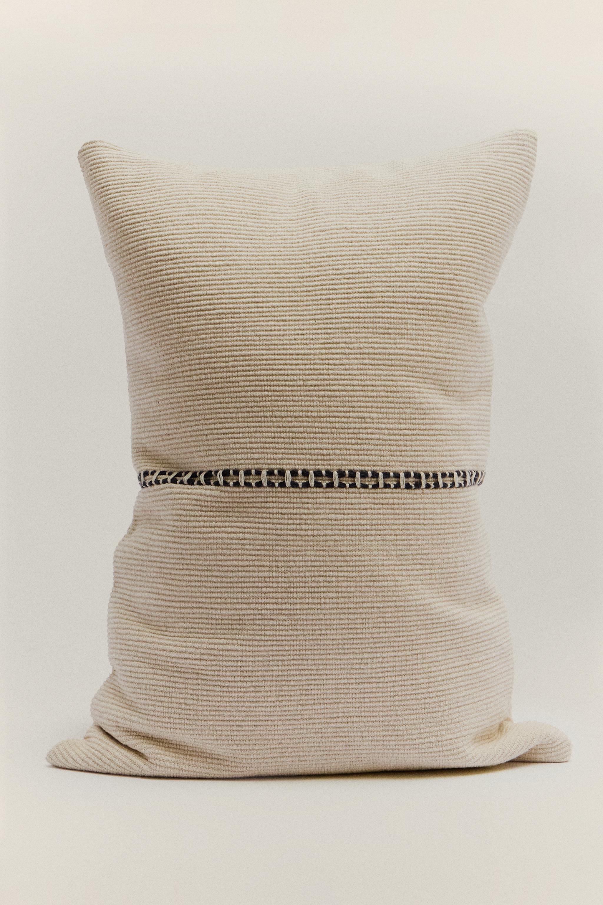 HOUSSE DE COUSSIN DOUBLE LISERÉ
